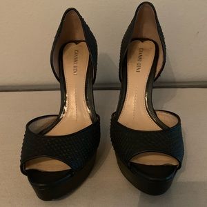 Peep Toe Black Heels